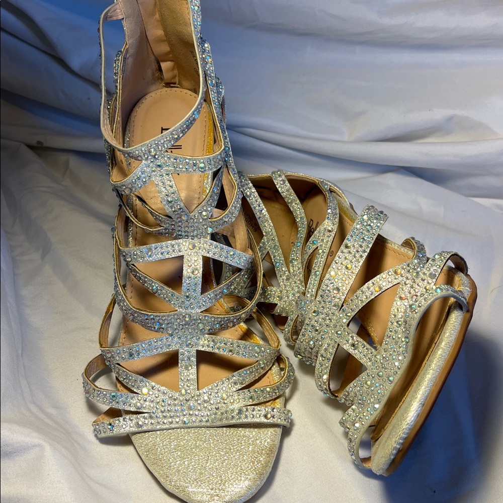 Bella Marie Silver Strappy Sandals